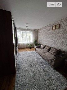 Здам в оренду кімнату на вул. Інститутська 8 довгостроково • ID 34979119