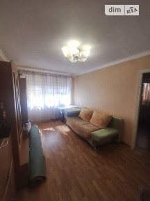 Продаж 2к квартири 42 кв. м на вул. Січневого Прориву • ID 34978995