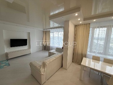 Продаж 2 кімнатної квартири з панорамним видом на Дніпро в ЖК RiverStone Дарницький