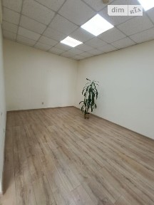 Здається комерційне приміщення на вул. Шандора Вікентія 8/2, площа 35 кв. м • ID 34986025