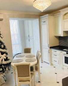 Продаж 2-кімнатної квартири 67 м², Володимирська вул.