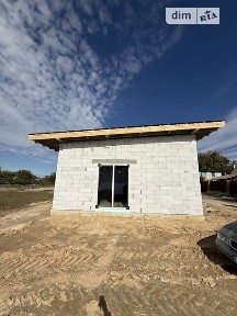 Продаж 1 поверхового будинку з ділянкою на 3 сотки, 72 кв. м, 3 кімнати, на вул. Новоселиця • ID 34986471