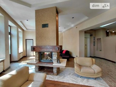 Продаж 3к квартири 142.3 кв. м на вул. Базарна 48 • ID 34985913