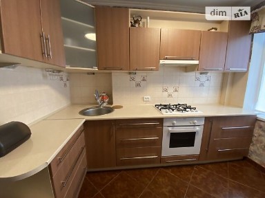 Продаж 2к квартири 45 кв. м на вул. Героїв України (Героїв Сталінграда) 11 • ID 34985965