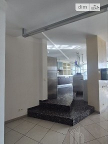 Продаж 3к квартири 176 кв. м на вул. Провіантська 3 • ID 34985735