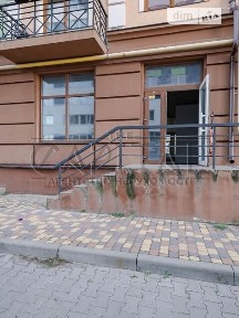 Продаж комерційного приміщення на вул. Вишнева 37, площа 121 кв. м • ID 34988162