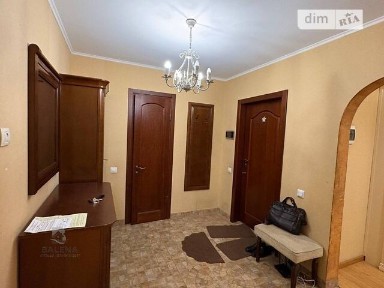 Урлівська вулиця, мікрорайон Позняки, район Дарницький, Київ, вул. Урлівська 15 34987534