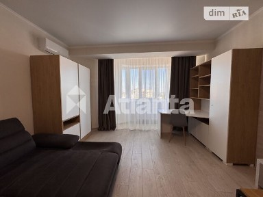 Продаж 2к квартири 75 кв. м на вул. Костанді 1622 • ID 34988372