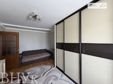 Продаж 1к квартири 29 кв. м на вул. Хвильового Миколи • ID 34988094