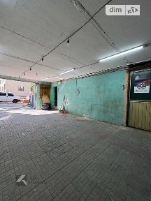 Здається комерційне приміщення на вул. Перемоги, площа 100 кв. м • ID 34987444