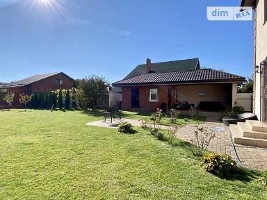 Продаж 2 поверхового будинку з ділянкою на 10 соток, 10 кв. м, 5 кімнат, на вул. Польова 1 • ID 34988197