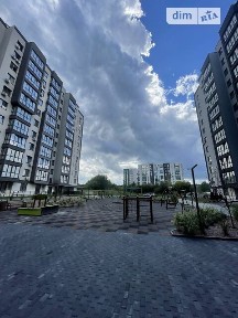 Продаж 3к квартири 88 кв. м на вул. Роксоляни 157 • ID 34989059