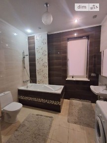 Продаж 2к квартири 81 кв. м на вул. Дніпровські пороги 15А • ID 34987452