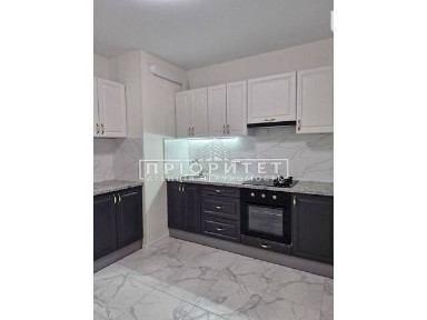 Продаж 2к квартири 42.3 кв. м на вул. Будівельна • ID 34990837