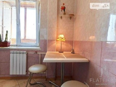 Продаж 1к квартири 33 кв. м на вул. Євгена Сверстюка 8 • ID 34990003
