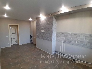 Продаж 3-кімнатної квартири ЖК Чайка Чайки Валерія Лобановського 18 генератор