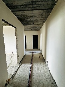 Продаж квартири 82 м² під чистову обробку