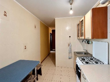 ПРОДАЖ 2-кімнатної квартири в р-ні Героїв Чорнобиля, біля 15 школи