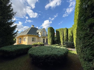 Оренда просторого будинку площею 200 м² на вулиці Парниковій