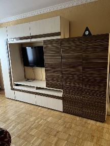 1к. Оболонь, вул. В. Івасюка 53. М. Г. Дніпра, Мінська. Поруч маркет, зупинка та набережна.