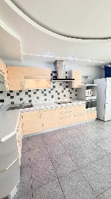 Простора квартира В'ячеслава Чорновола вул., 20 автономний будинок центр