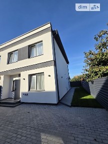 Продаж 2 поверхового дуплекса з ділянкою на 2 сотки, 118 кв. м, 3 кімнати, на вул. Центральна • ID 34991903