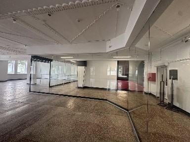 Оренда комерційного приміщення 300 кв. м. у центрі Кременця