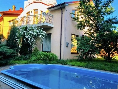 Оренда будинку 200 м², Леваневского вул.
