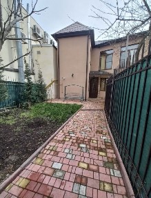 Аренда дома ( будинка) 11 Фонтана, закрытый кооператив возле моря