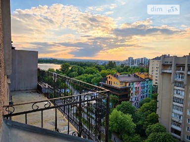 Продаж 2к квартири 60.3 кв. м на бул. Південний 35 • ID 34993028