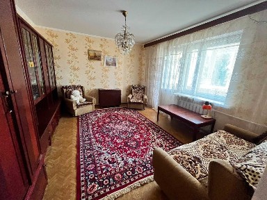 Продаж 3-кімнатної квартири в центрі Херсона