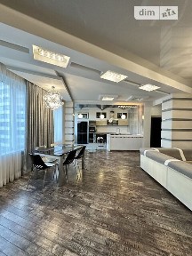 Довготривала оренда 3к квартири на вул. Літературна 1А • ID 33750799