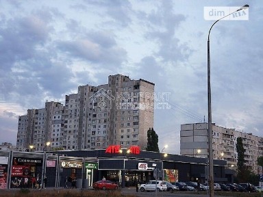 Довготривала оренда 3к квартири на просп. Людвіга Свободи • ID 34996587