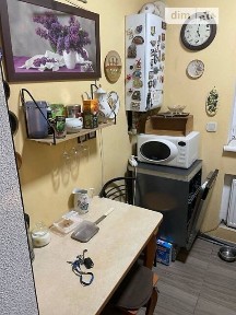 Довгострокова оренда будинку від посередника з верандою на вул. Лабораторна • ID 34994920