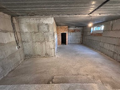 Продаж комерційного приміщення на вул. Богдана Хмельницького, площа 61.8 кв. м • ID 34995317