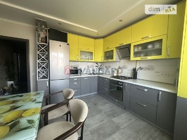 Продаж 3к квартири 85 кв. м на вул. Пляжна 12 • ID 34996412