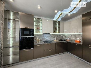 Продаж 1к квартири 67 кв. м на вул. Андрія Шептицького 10 • ID 34995890