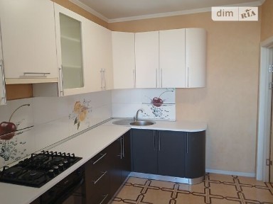 Продаж 2к квартири 68 кв. м на вул. Боголюбова 38 • ID 34996238
