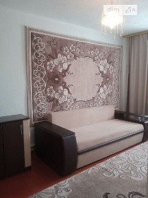 Продаж 1 поверхового будинку з верандою і ділянкою на 43 сотки, 80 кв. м, 4 кімнати, на вул. Центральна • ID 34995536