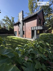 Продаж 2 поверхового будинку з ділянкою на 5.5 сотки, 217 кв. м, 3 кімнати, на вул. Гоголя 31/8 • ID 34994939
