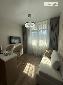 Продаж 1к квартири 40 кв. м на вул. Краснова • ID 34995039
