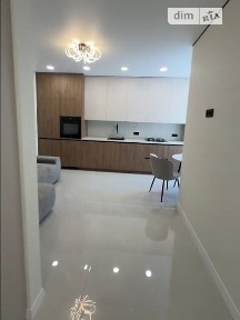 Продаж 1к квартири 45 кв. м на вул. Літературна 27 • ID 34994489