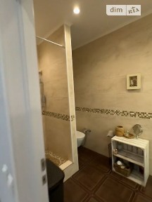 Продаж 2к квартири 57 кв. м на вул. Вокзальна 117 • ID 34994074