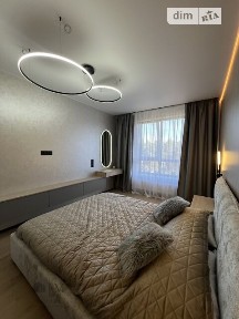 Продаж 1к квартири 42 кв. м на вул. Українська • ID 34993809