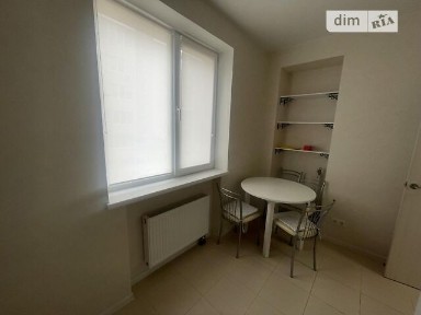 Продаж 1к квартири 34 кв. м на вул. Подільська 3, кв. 3 • ID 34993544