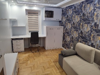 Трьох кімнатна квартира готова до проживання