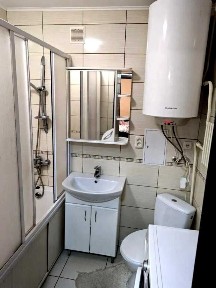 Продам 3х комн квартиру Коммунальный рынок 3/5 с ремонтом, меб.