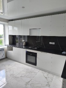 Продам 3-х кімнатну квартиру студію на 5 м-н