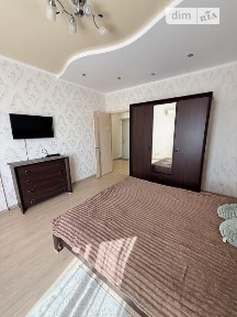 Довготривала оренда 1к квартири на мас. Радужний 17 • ID 34997057
