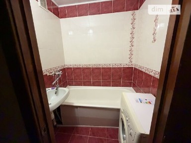 Довготривала оренда 2к квартири на вул. Симона Петлюри • ID 34996731